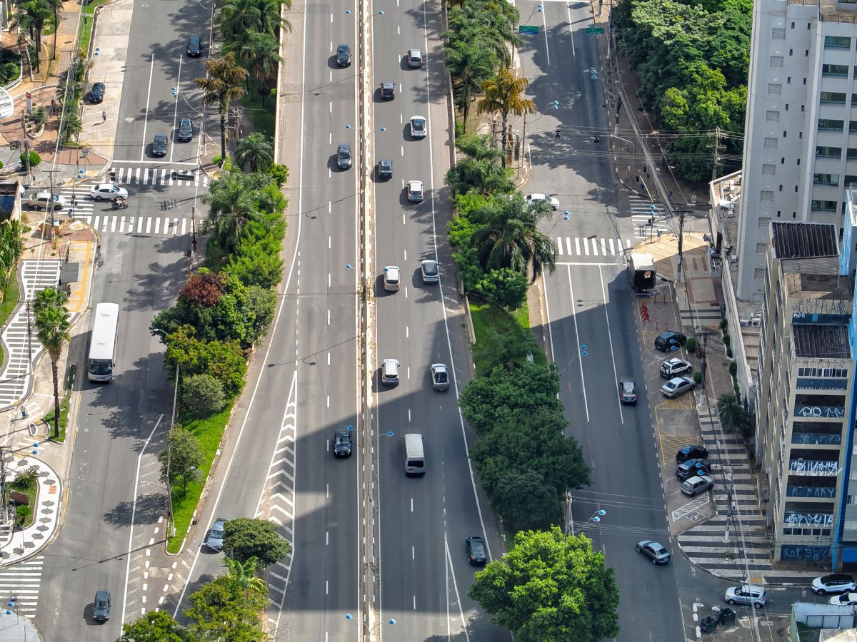 Para ter direito ao desconto, é preciso abrir mão da defesa prévia ou recurso 