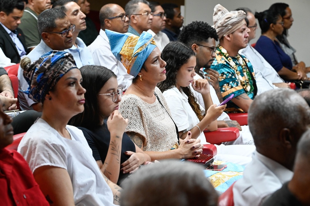 Templos de todas as denominações religiosas foram convidados para a reunião
