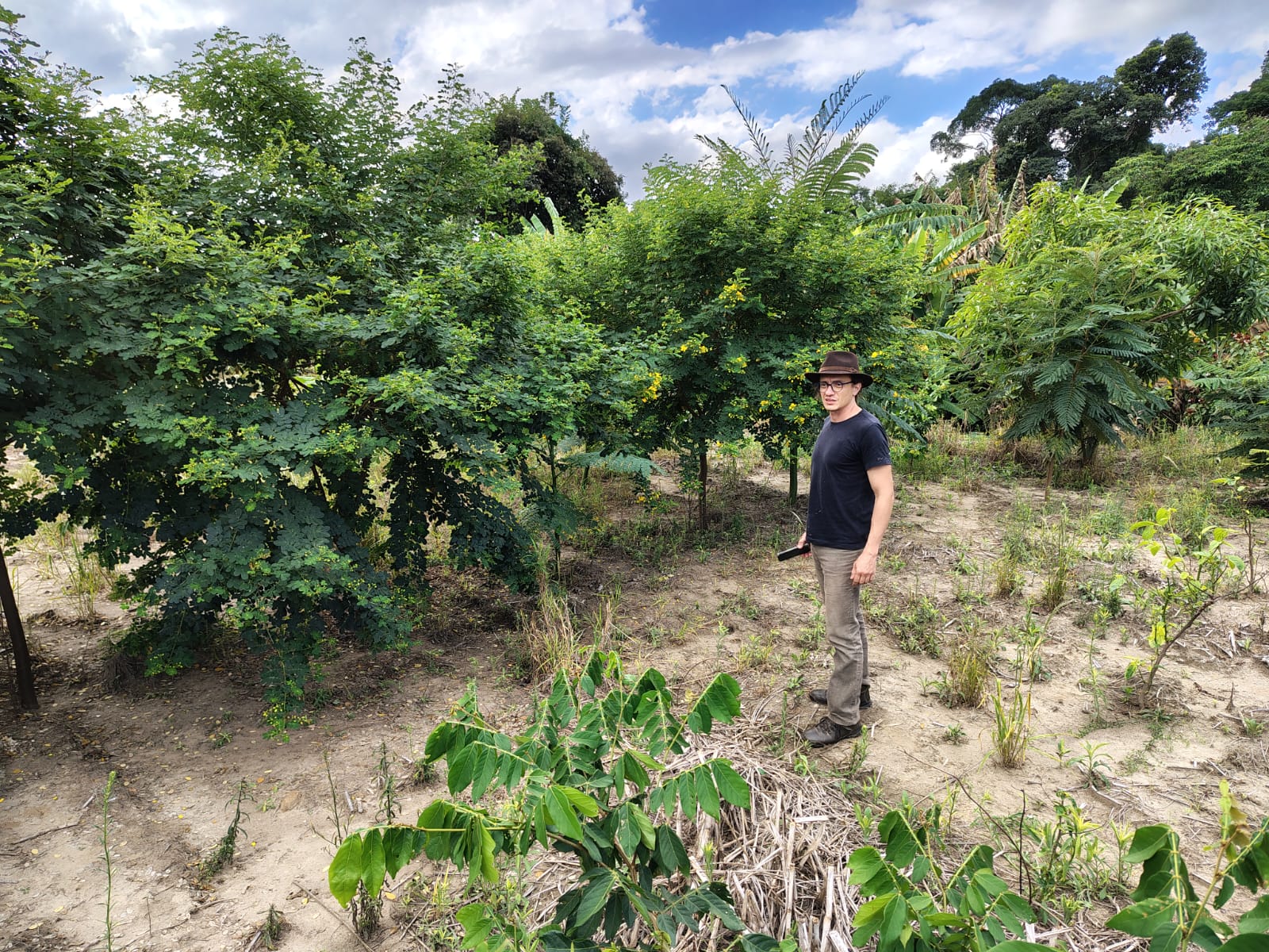 Divulgação PMC Técnico da Seclimas confere cumprimento de compensação ambiental na região do Aeroporto de Viracopos